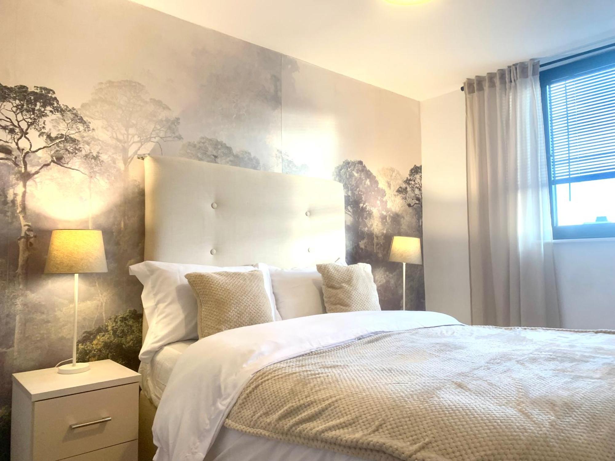 Large Stylish 3 Bedroom City Centre Apartment Free Secure Parking Liverpool Exterior photo