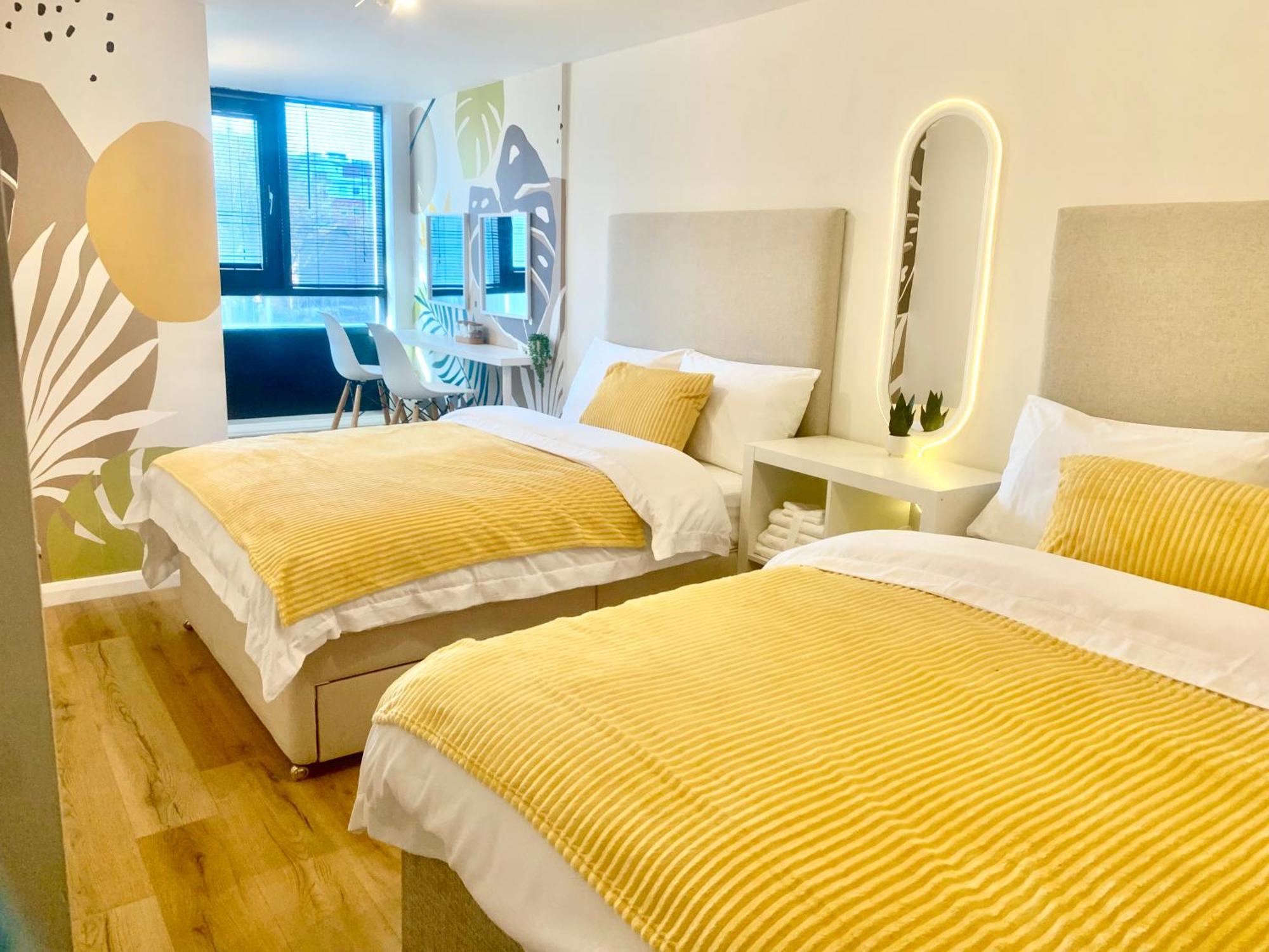 Large Stylish 3 Bedroom City Centre Apartment Free Secure Parking Liverpool Exterior photo